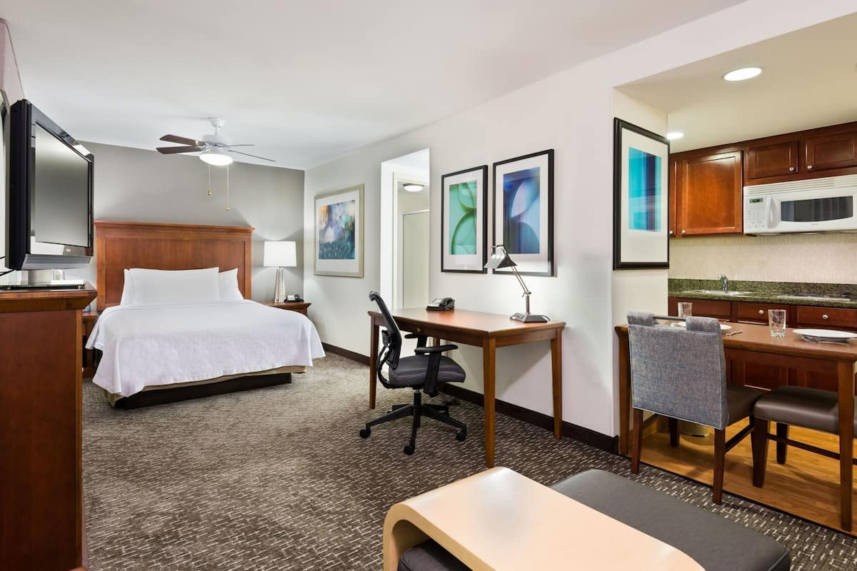 In-room safe, desk, iron/ironing board, free cribs/infant beds