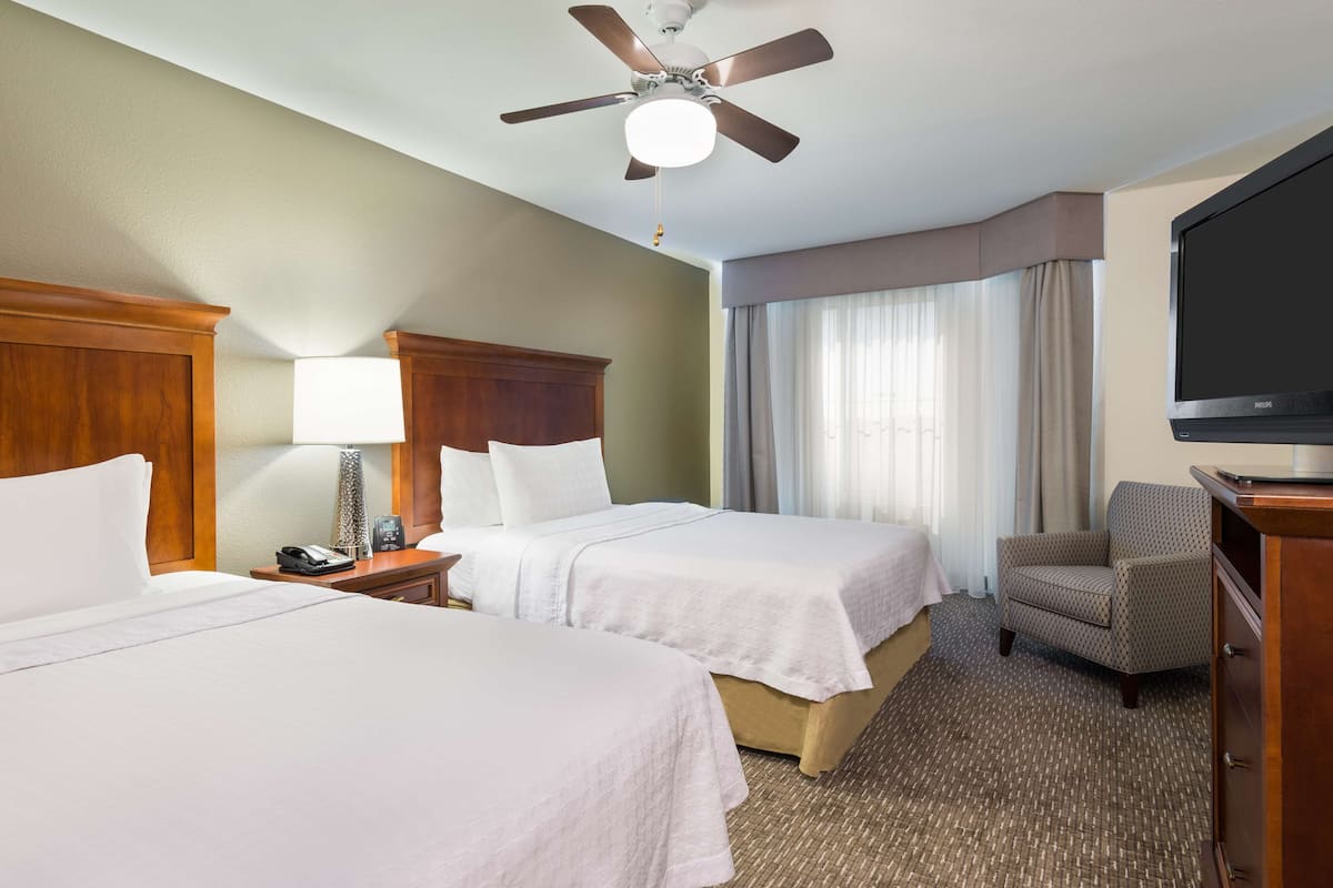 In-room safe, desk, iron/ironing board, free cribs/infant beds