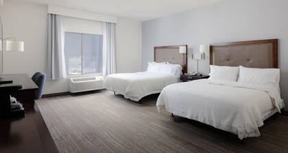 Hampton Inn & Suites Palmdale