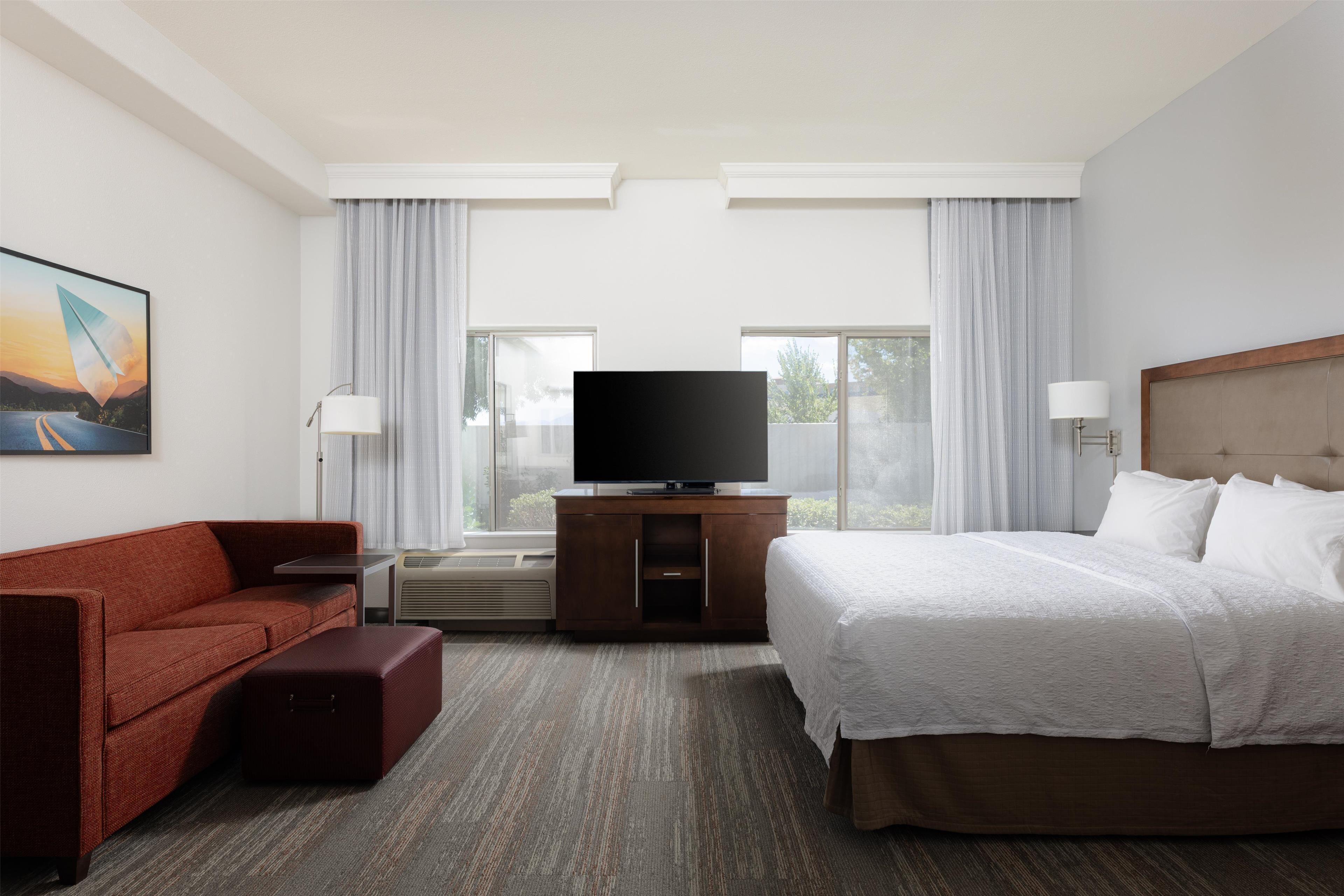 37-inch lcd tv with satellite channels, tv