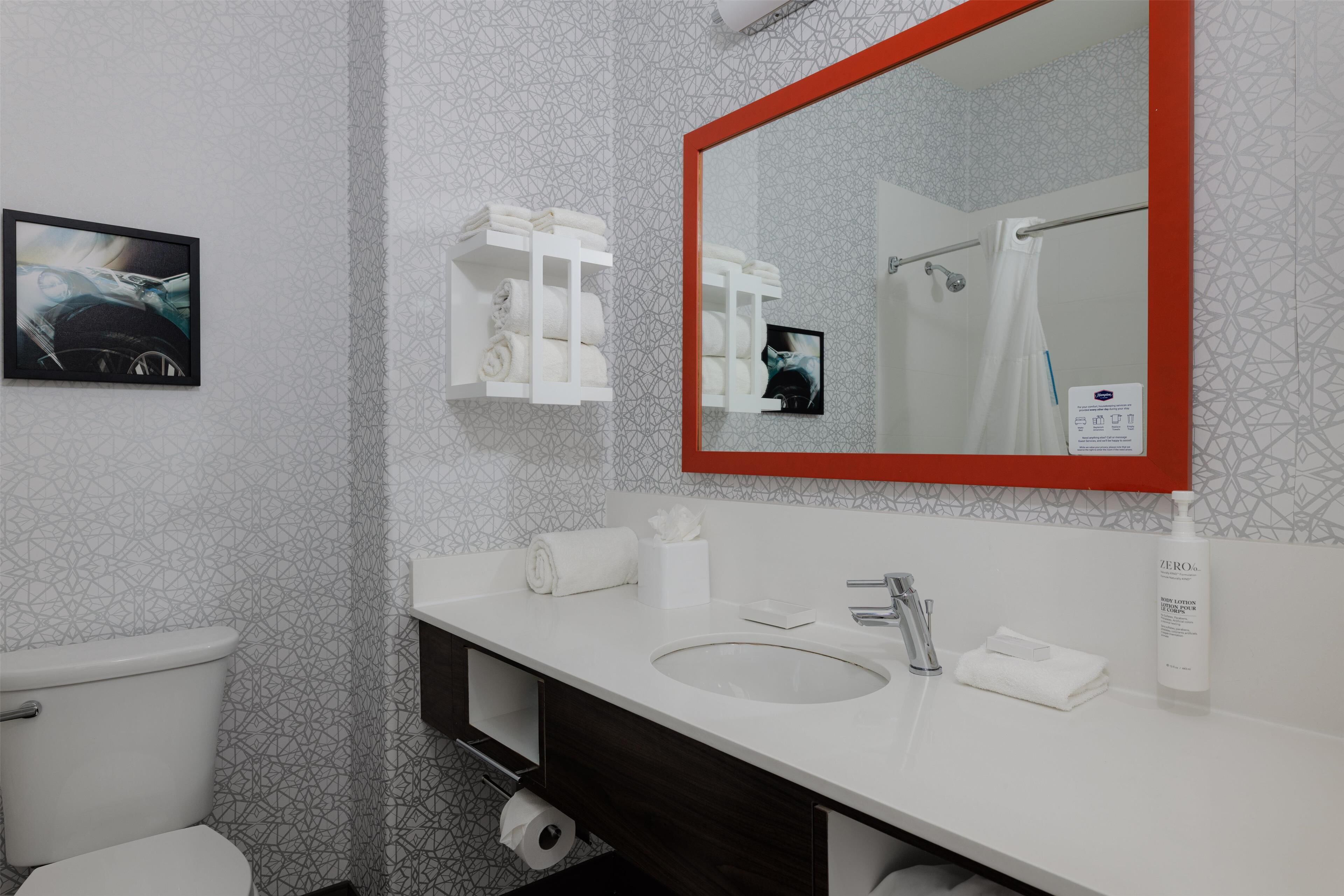 combined shower/bathtub, free toiletries, hair dryer, towels