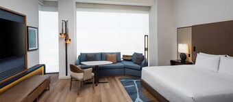Grand Hyatt DFW - Connected to the airport