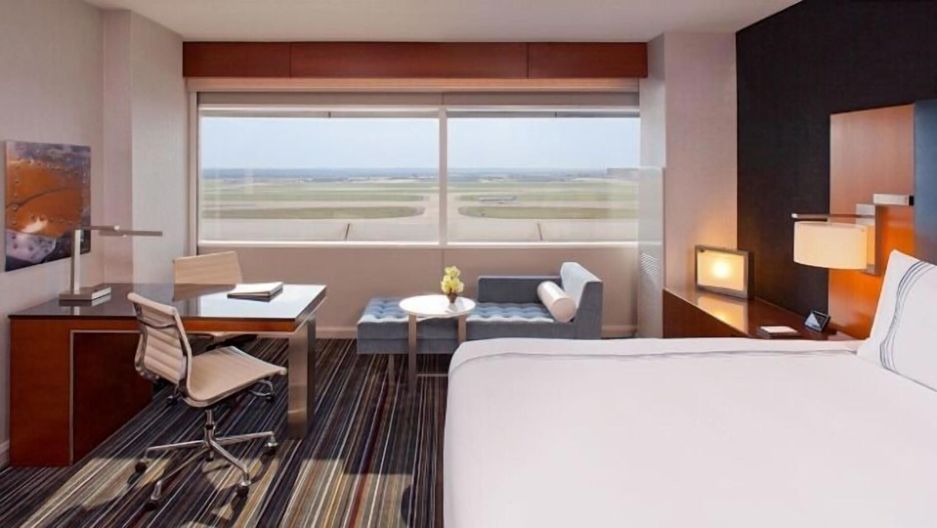 Premium bedding, down duvets, pillow-top beds, minibar