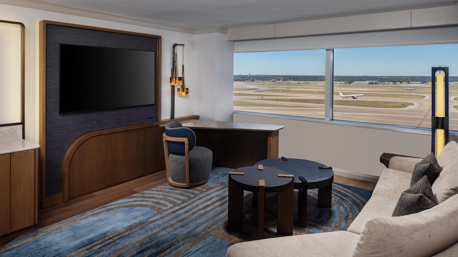 Grand Hyatt DFW - Connected to the airport