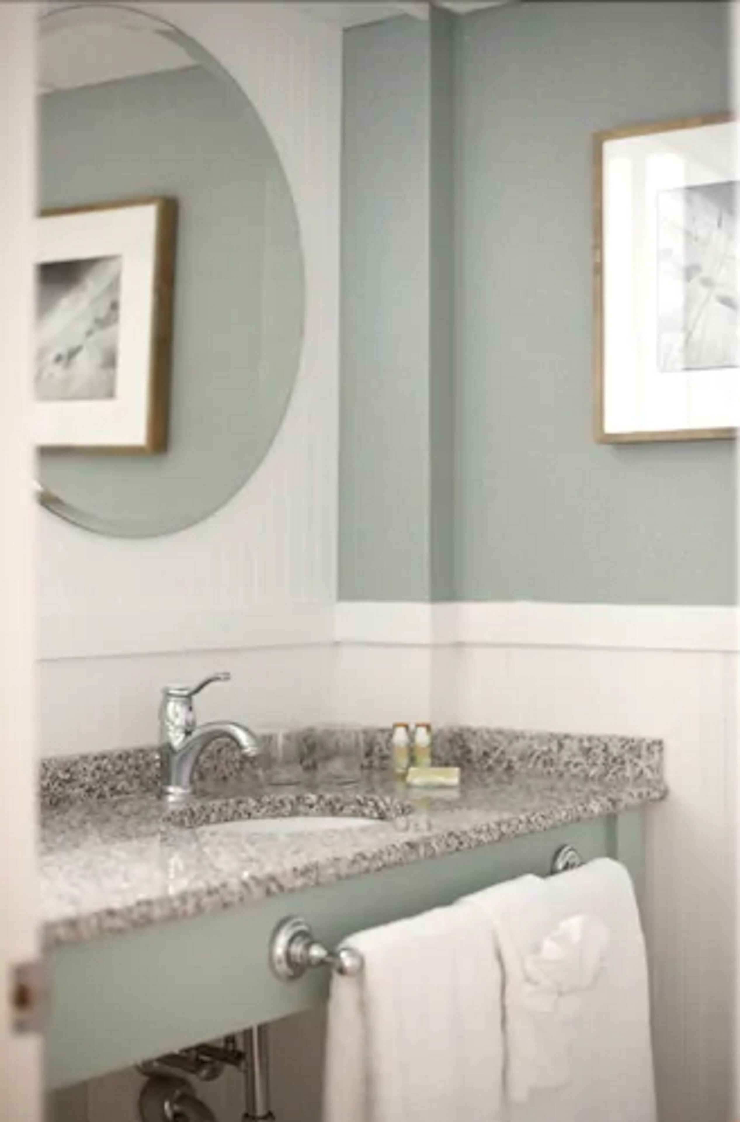 1 bedroom, in-room safe, free wifi, bed sheets