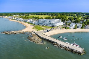 Exterior - Madison Beach Hotel (Madison)