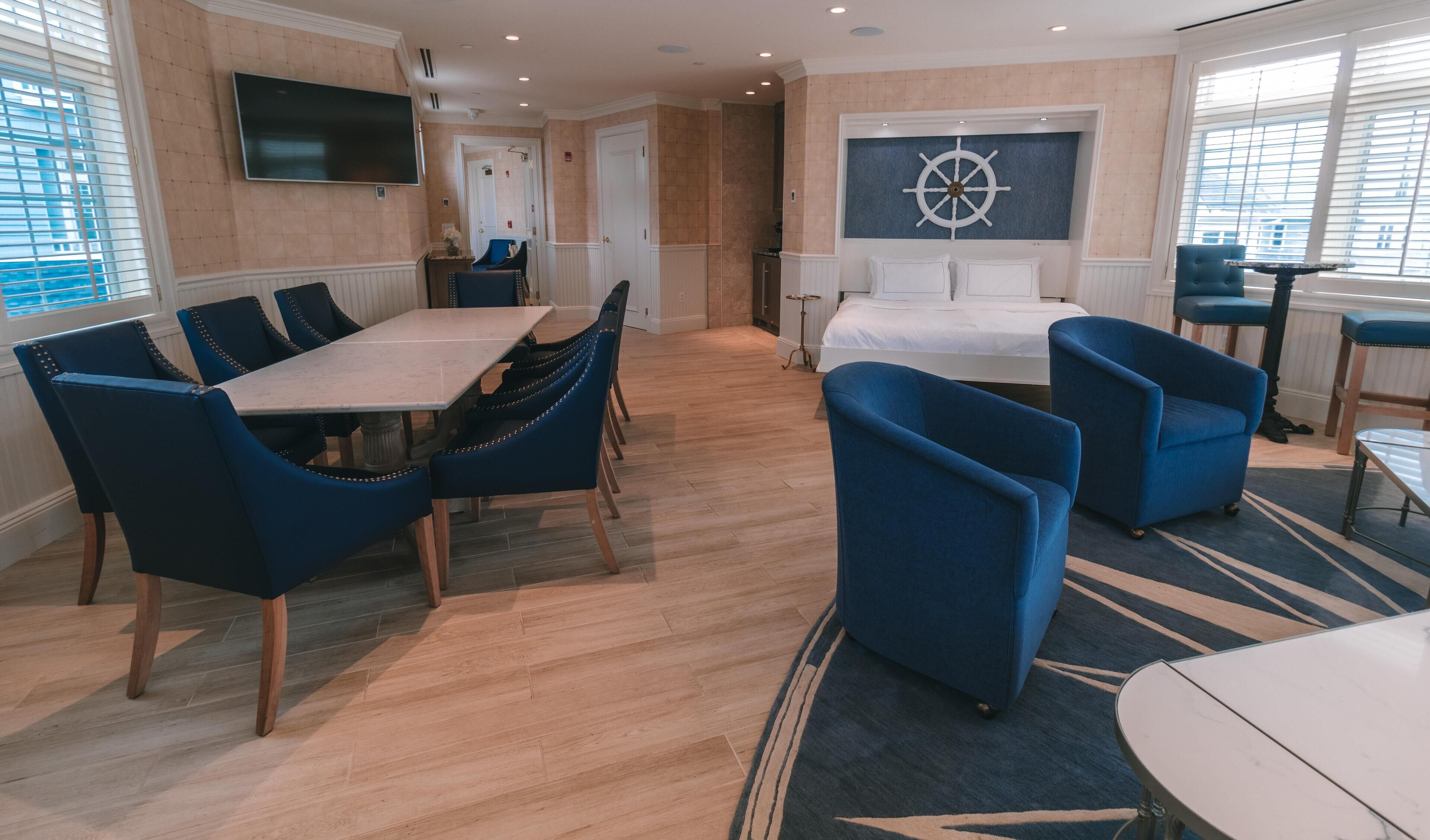 Estudio, 1 cama King size (Hospitality) | Sábanas de algodón egipcio, ropa de cama de alta calidad y edredón 