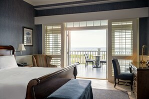 Room, 1 King Bed, Accessible (Roll In Shower) | Egyptian cotton sheets, premium bedding, down comforters, minibar - Madison Beach Hotel (Madison)