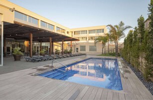 Piscina coperta, piscina all'aperto