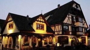 Front of property - evening/night - Le Beau Site (OTTROTT)