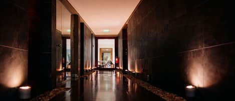 Turkish bath/hammam, body treatments, hydrotherapy, aromatherapy