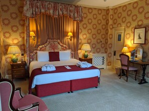 Deluxe Room, 1 King Bed