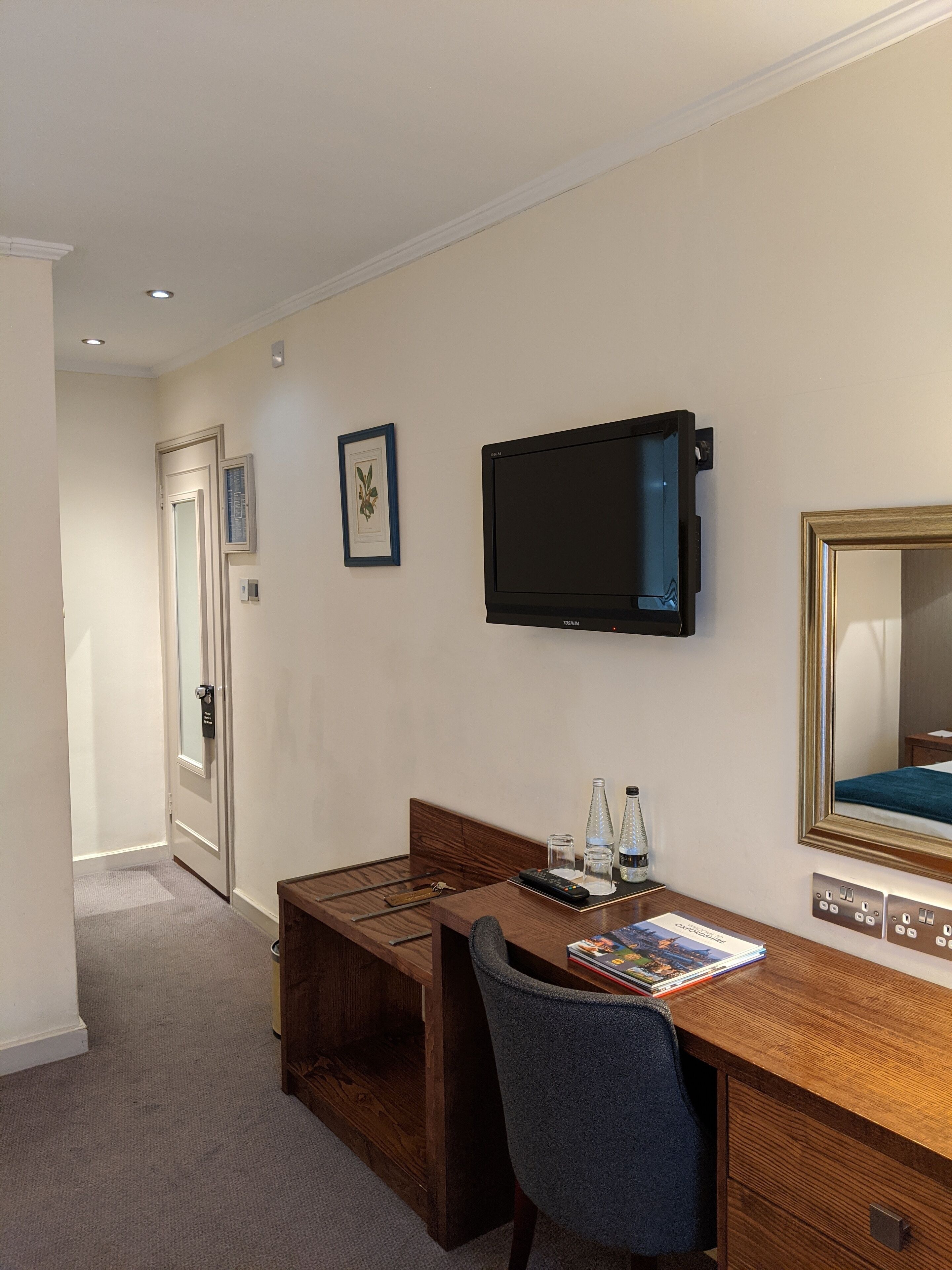 1 bedroom, in-room safe, desk, iron/ironing board