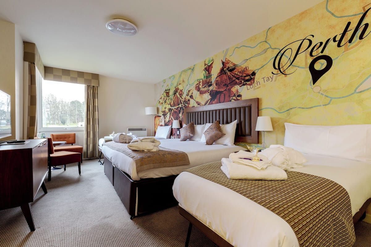 Standard Double or Twin Room, 1 Bedroom, Annex Building | Premium bedding, Select Comfort beds, in-room safe, iron/ironing board
