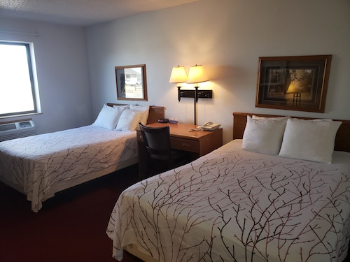 Americas Best Value Inn & Suites International Falls
