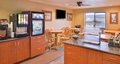 Americas Best Value Inn & Suites International Falls