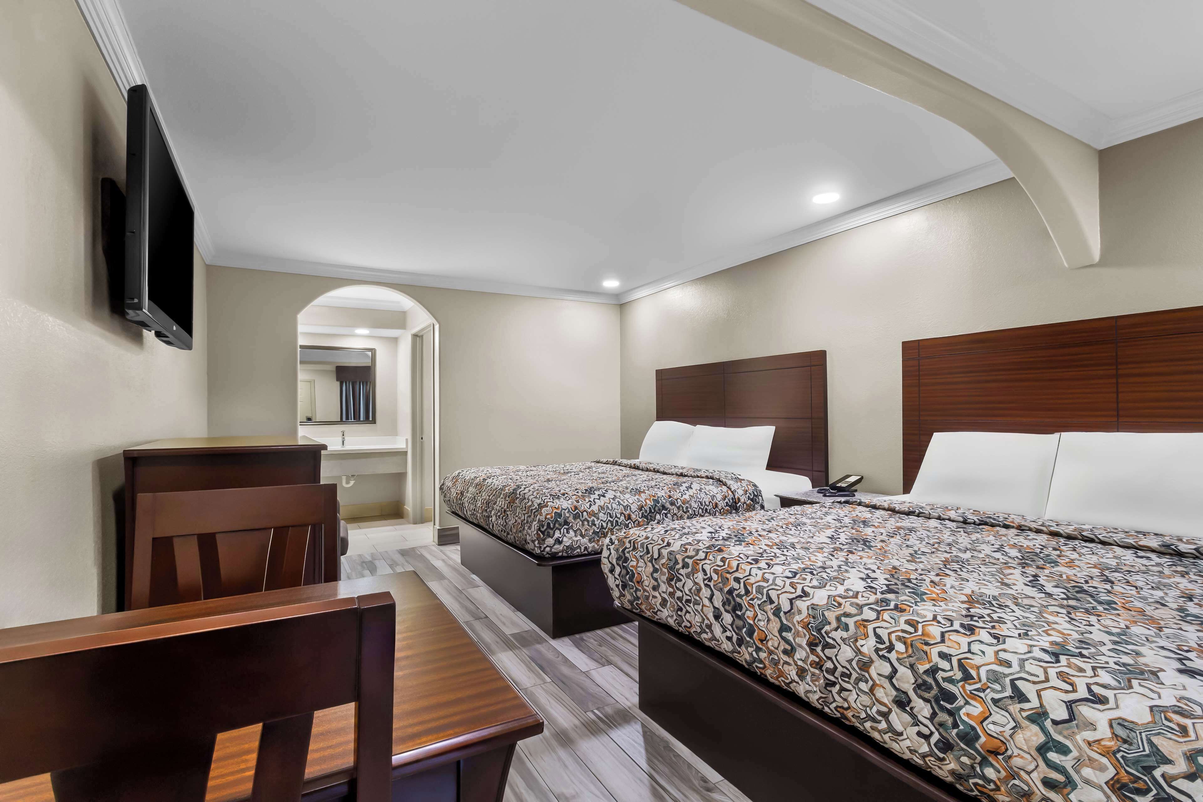 Foto - Americas Best Value Inn Houston Heights at I-45