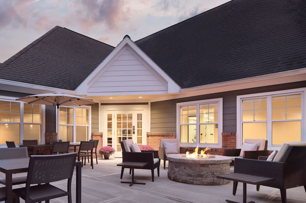 luxury hotels in Albany