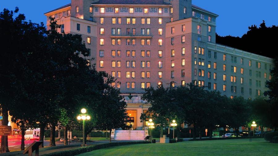 Arlington Resort Hotel and Spa
