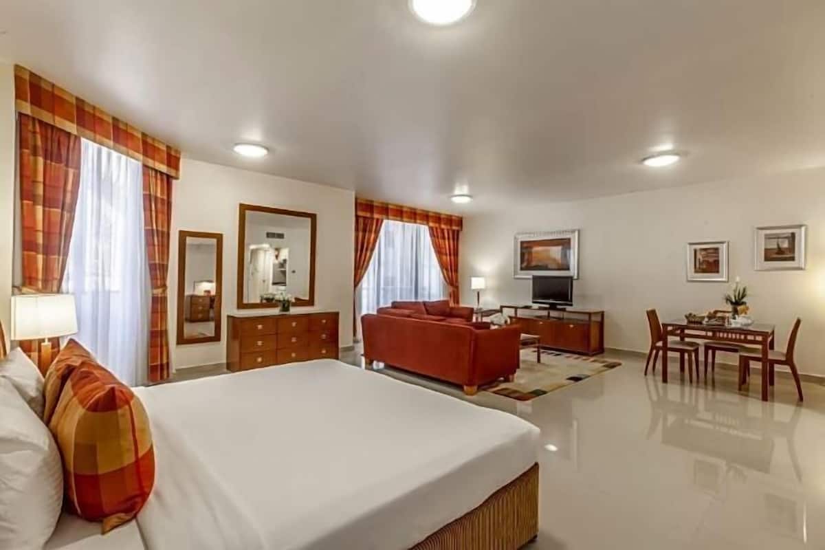 1 quarto, roupas de cama antialérgicas, cofres nos quartos, escrivaninha
