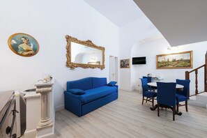 Suite | In-room safe, desk, blackout drapes, iron/ironing board - Hotel Fontana (Amalfi)