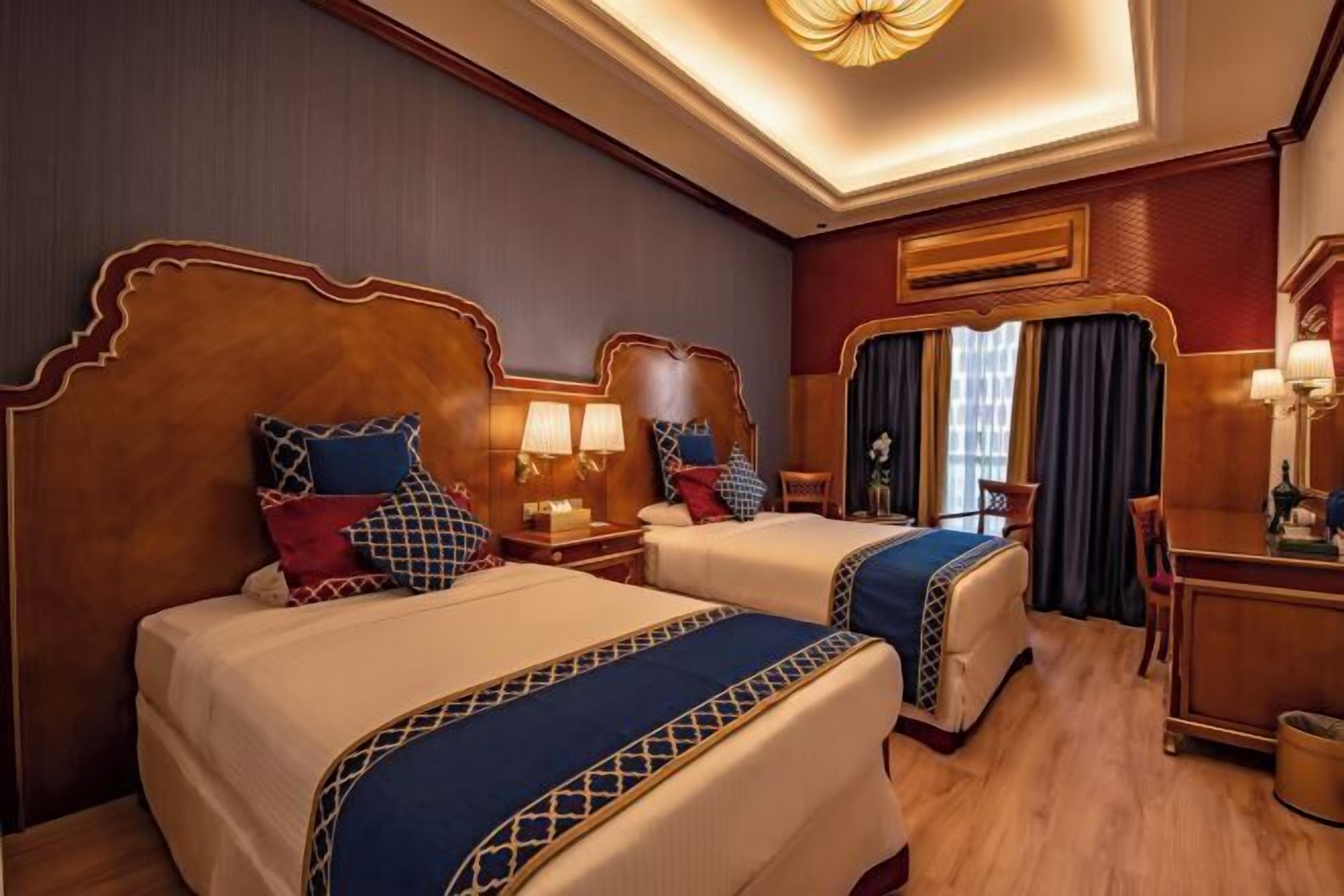Minibar, in-room safe, individually decorated, individually furnished