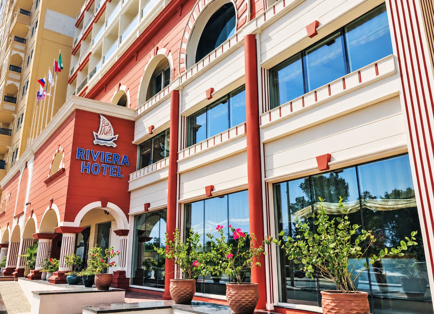 المنشأة من الخارج