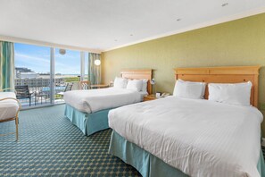 セーフティボックス (室内)、遮光カーテン、アイロン / アイロン台、WiFi (無料)