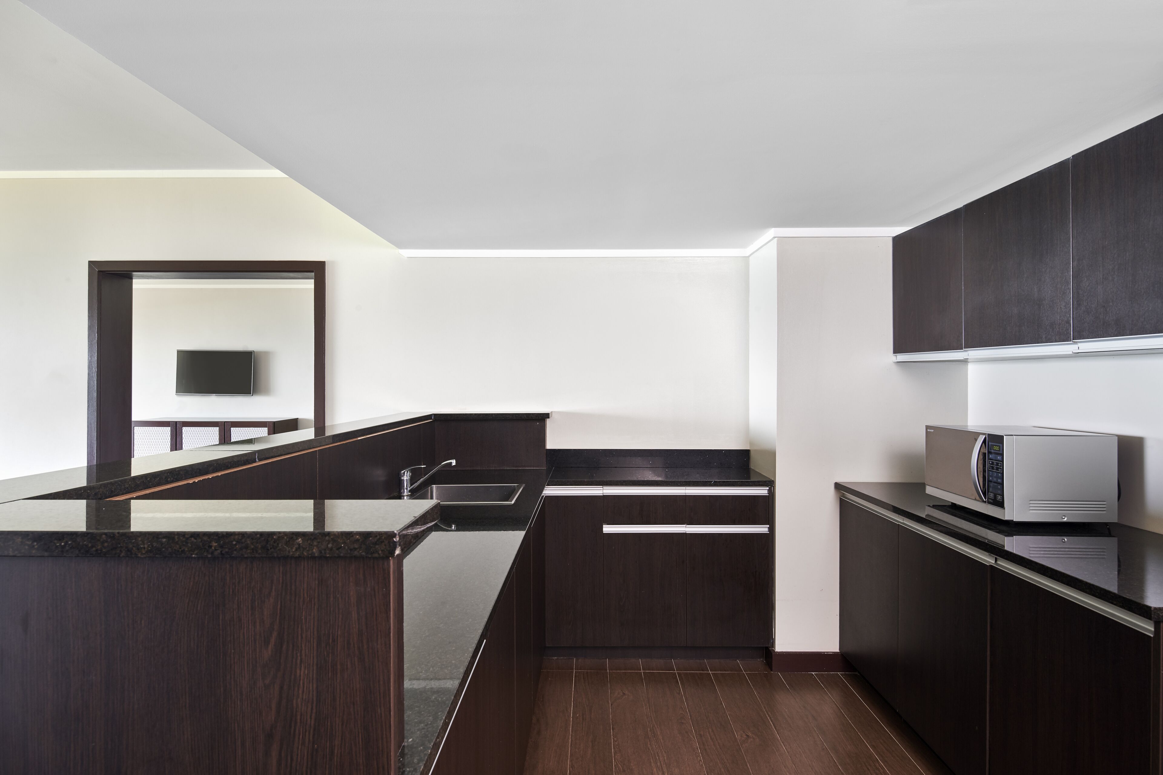 suite, 1 bedroom, non smoking, oceanfront (view) | private kitchen | mini-fridge, coffee/tea maker, electric kettle