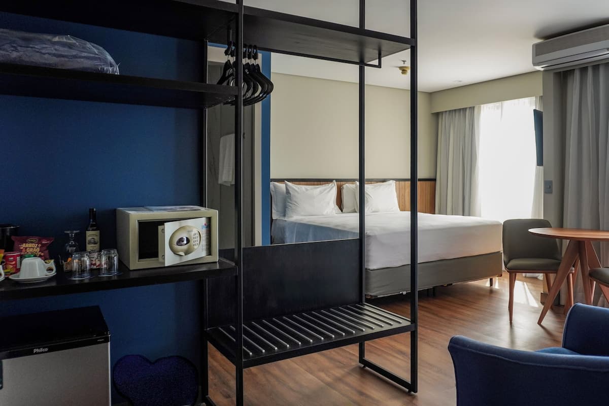 Luxury Double Room, 1 Double Bed | Minibar, in-room safe, desk, soundproofing