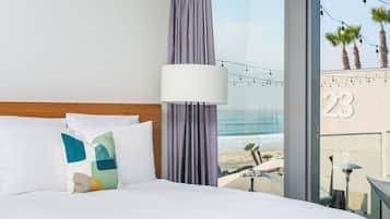 SKY PAD | Premium bedding, Tempur-Pedic beds, minibar, in-room safe