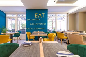 Daily buffet breakfast for a fee - Impulso Hotel by Mellow Mood Hotels (Budapest)