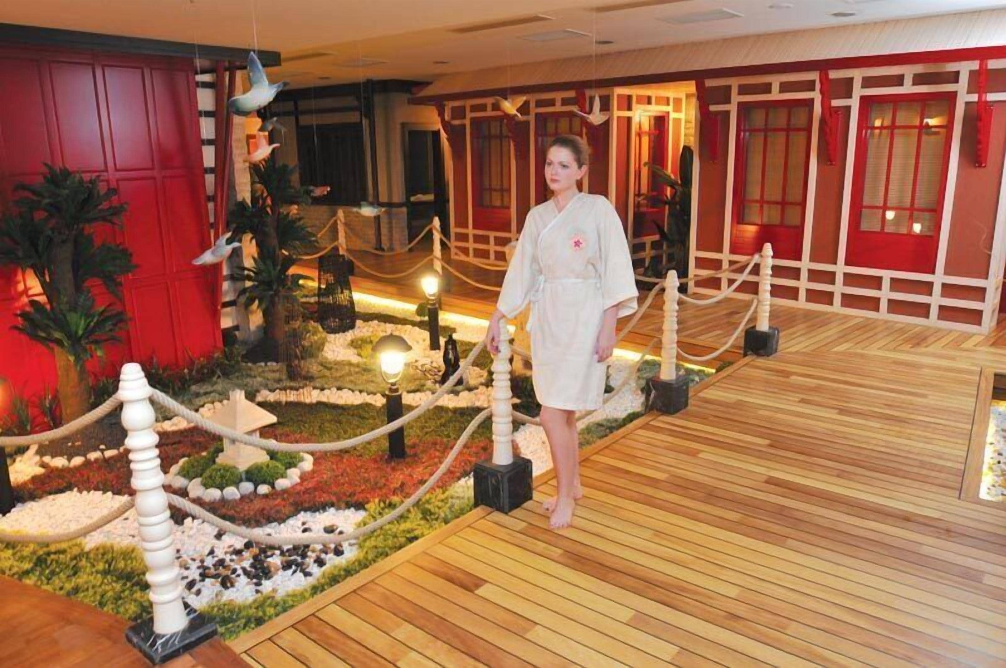 Espace de soins pour les couples, hammam, soins corporels