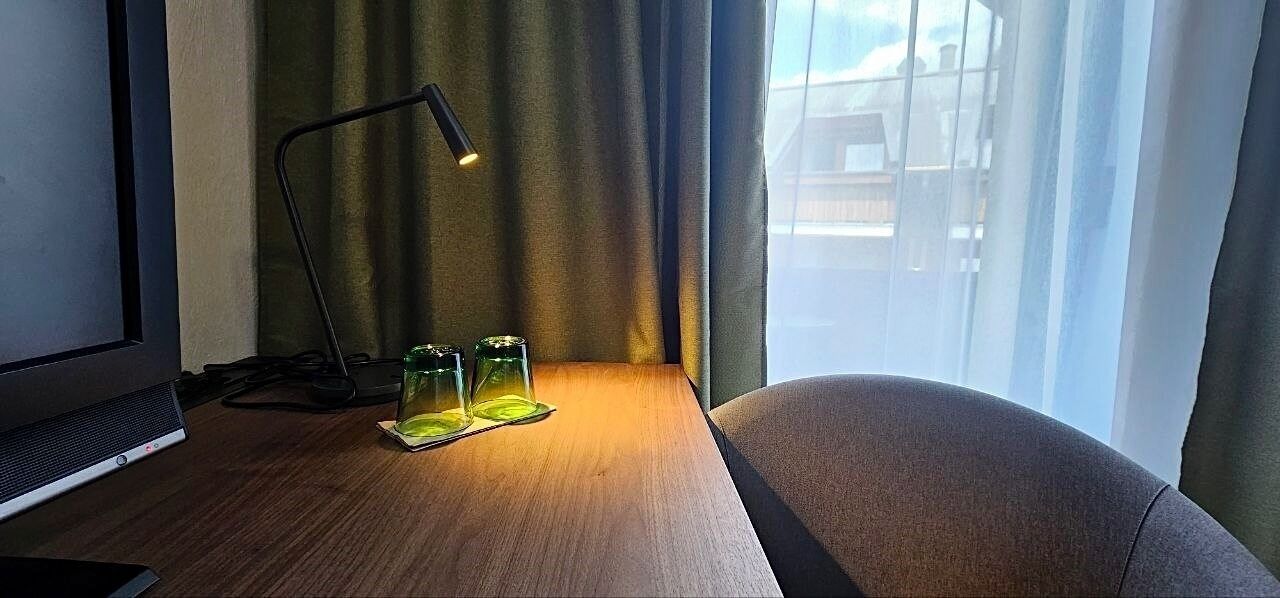 economy room | in-room safe, desk, laptop workspace, free wifi