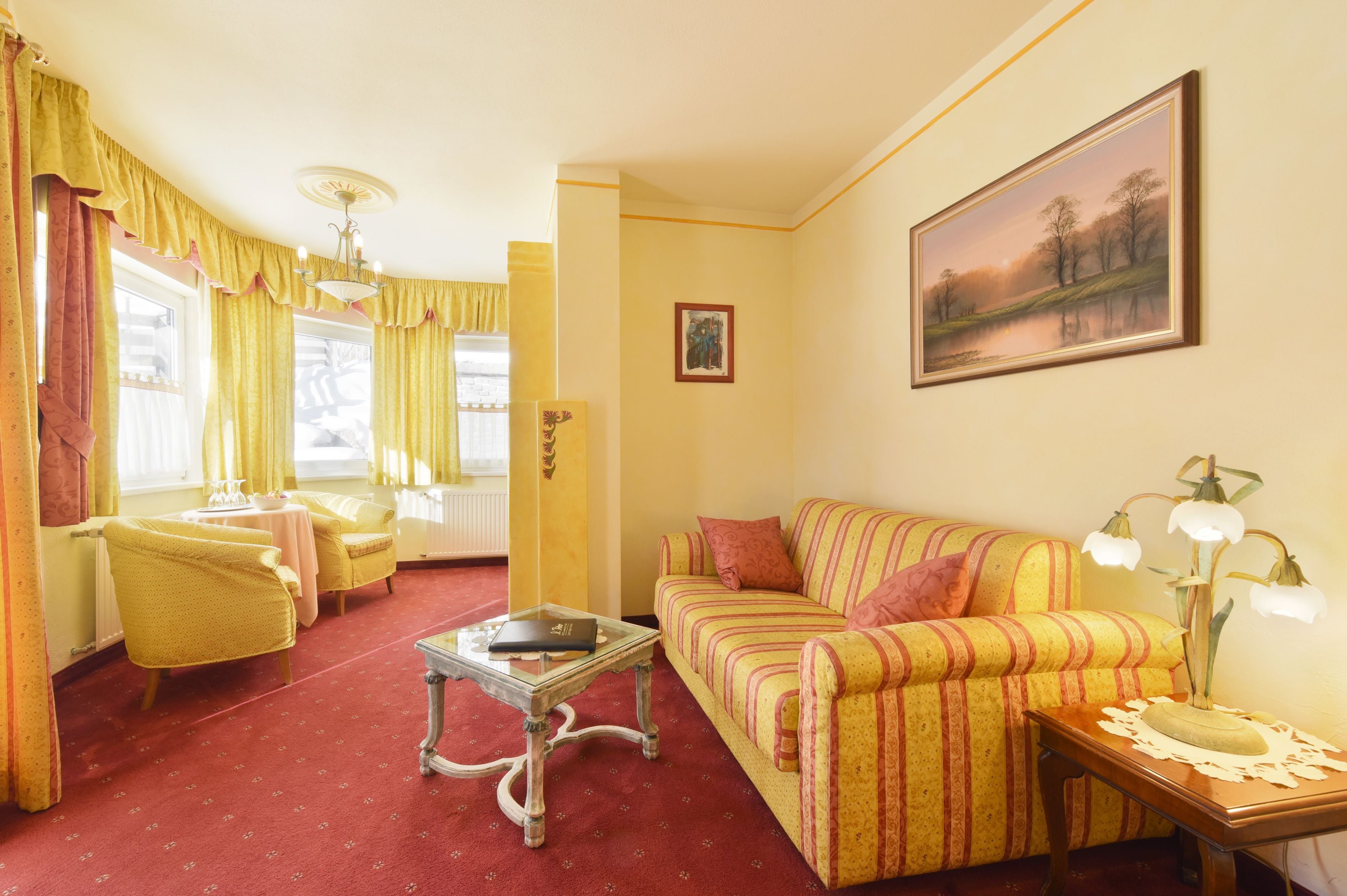 senior suite, terrace, mountain view | in-room safe, desk, laptop workspace, free wifi