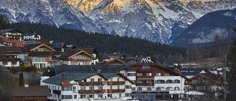 Façana frontal de l'allotjament