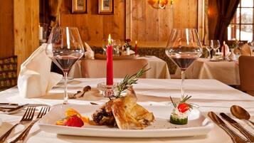 Breakfast and dinner served, international cuisine