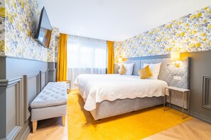 Classic Double Room, 1 Queen Bed | Minibar, in-room safe, individually decorated, individually furnished - Grand Hotel Normandy by CW Hotel Collection (Bruges)