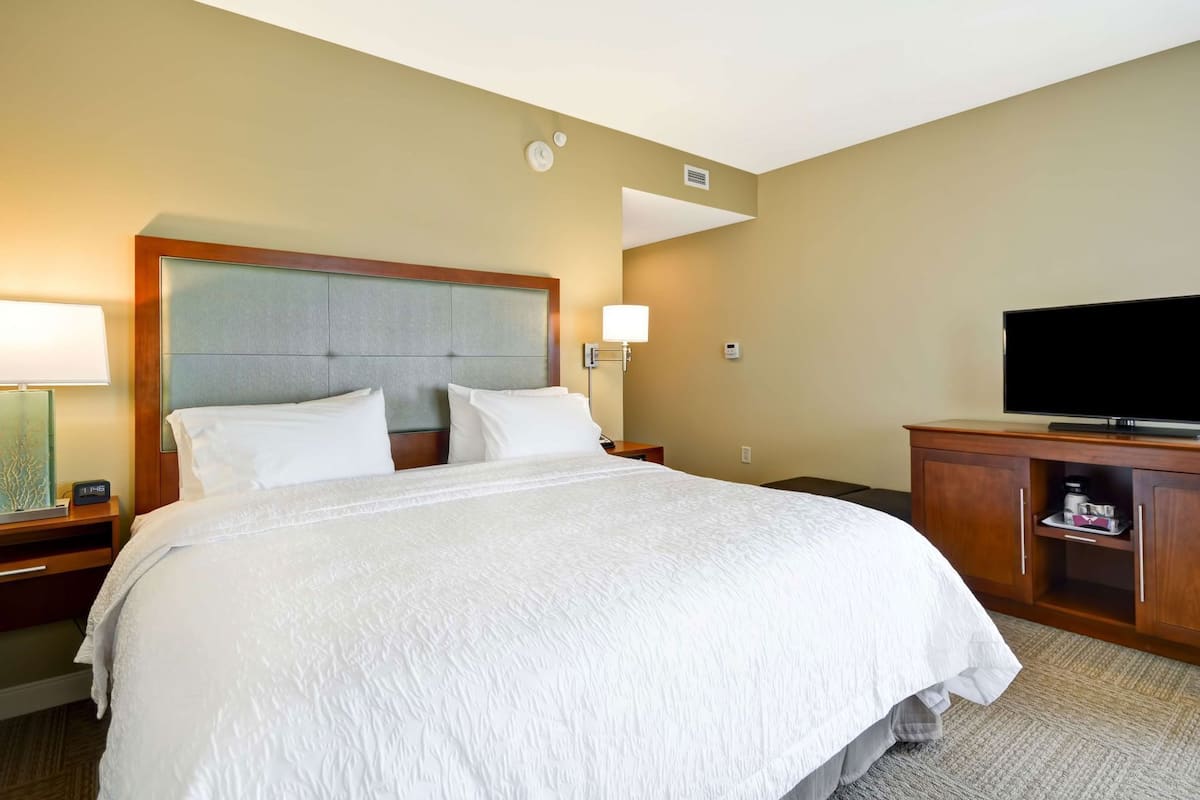 In-room safe, desk, laptop workspace, iron/ironing board
