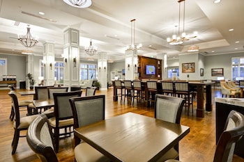 Restaurant on-premise at Hampton Inn & Suites Charleston Airport