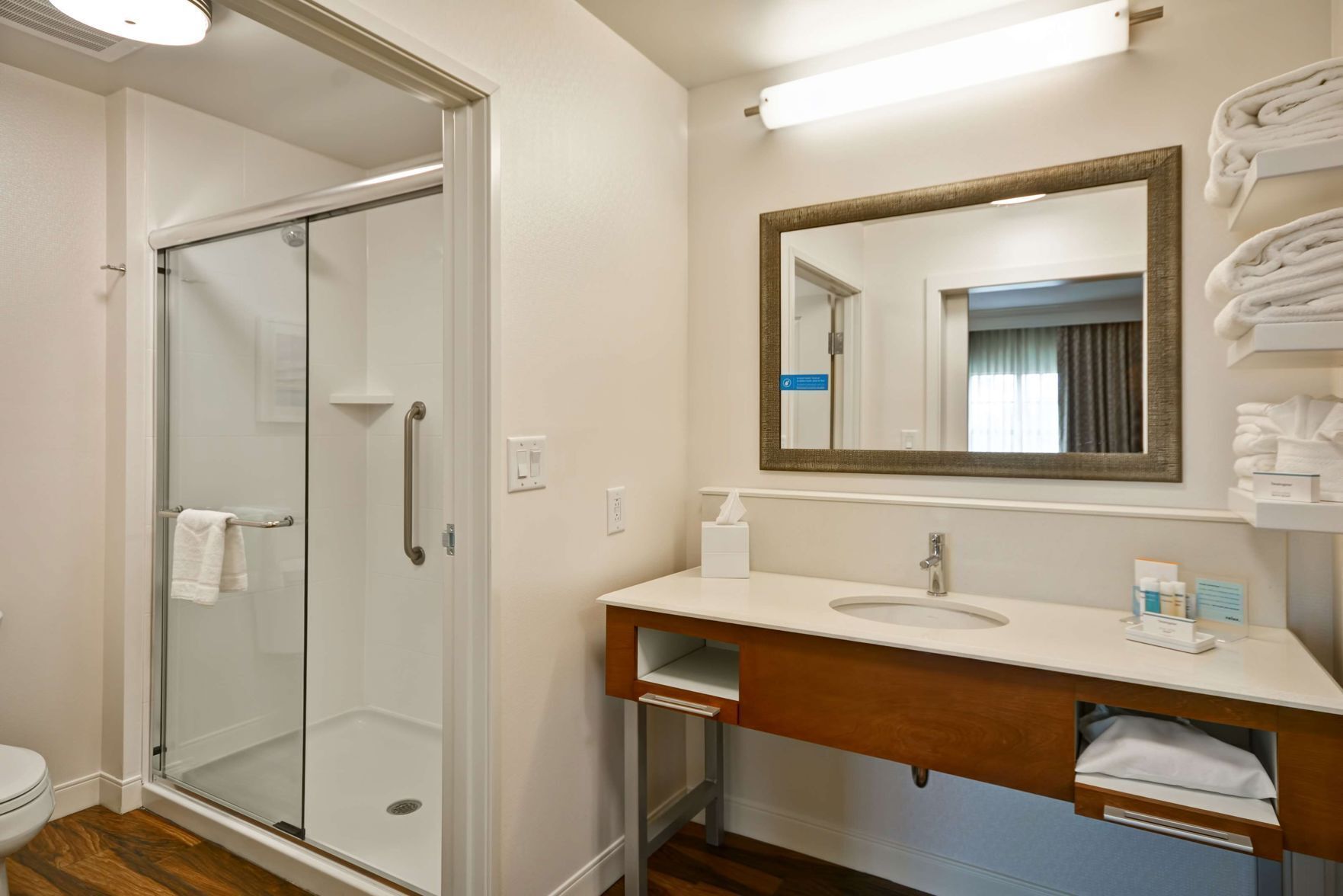 Bathroom | Free toiletries, hair dryer, towels, soap