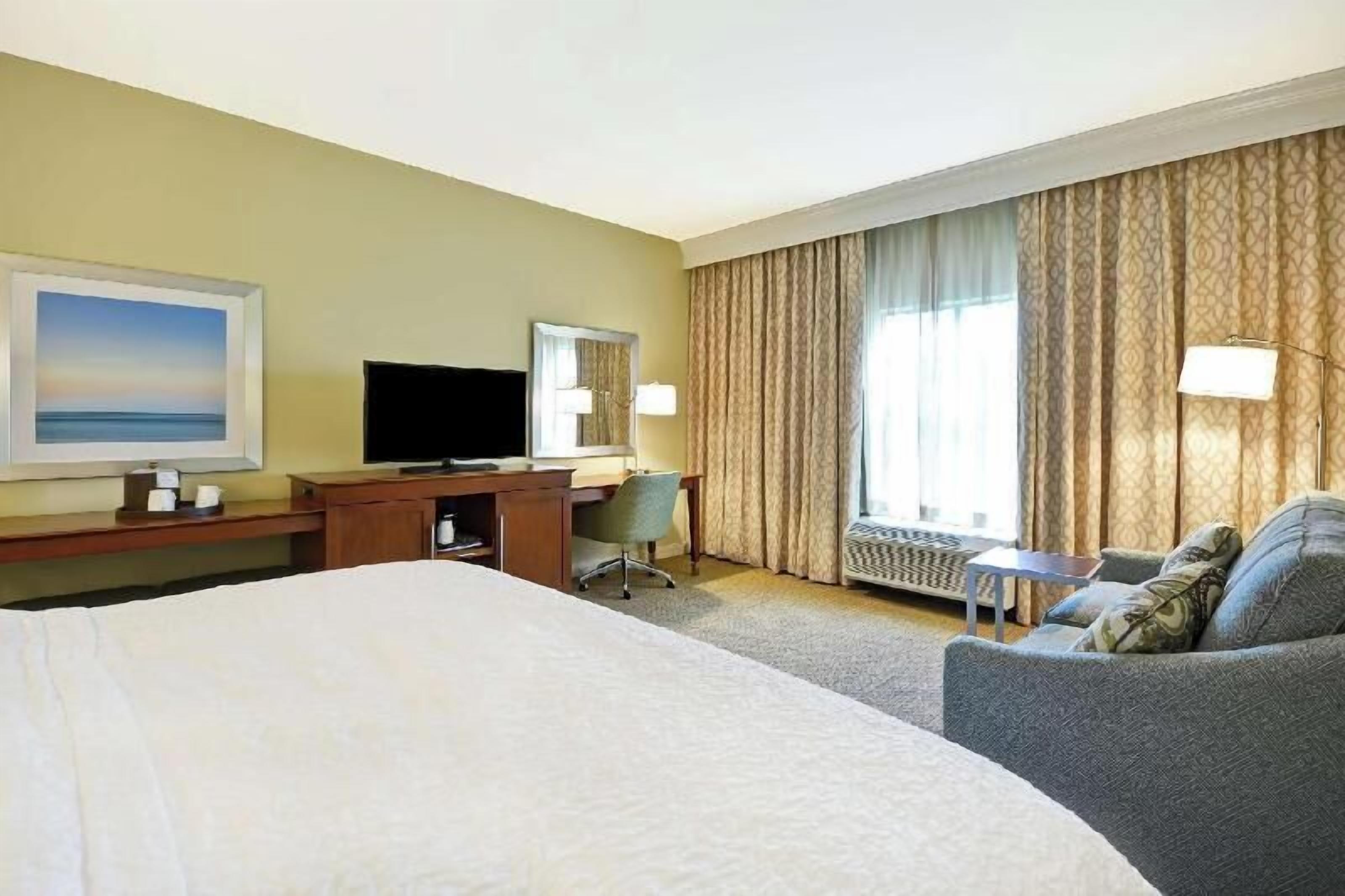 In-room safe, desk, laptop workspace, iron/ironing board