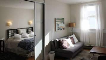 2 habitaciones, ropa de cama de alta calidad y escritorio