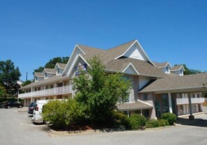 Exterior - Branson Vacation Inn & Suites (Branson)