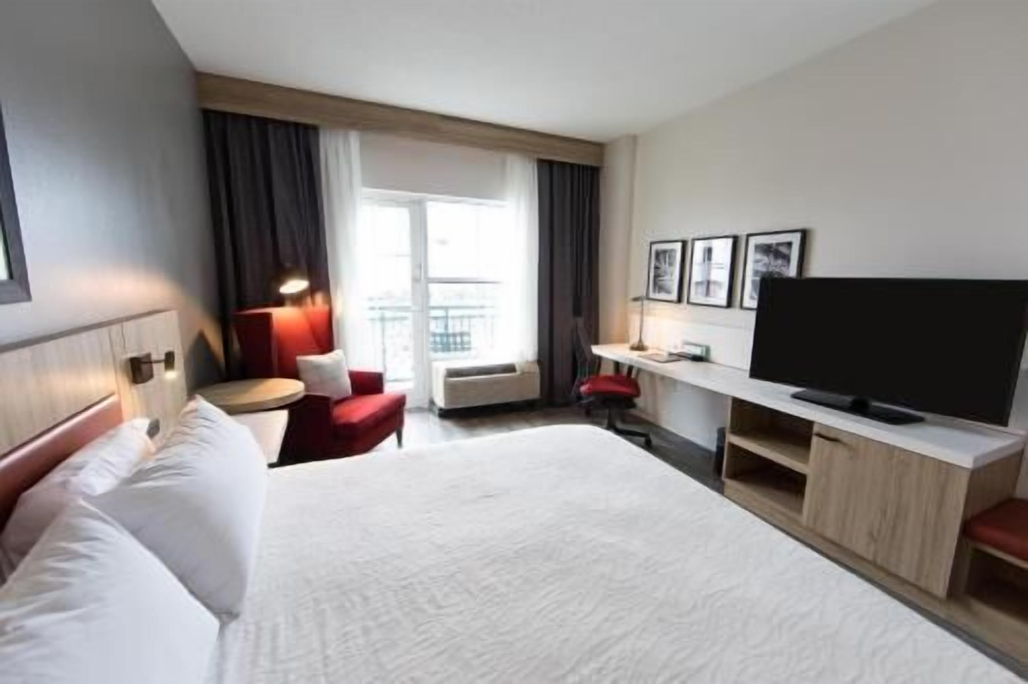Hypo-allergenic bedding, down comforters, in-room safe