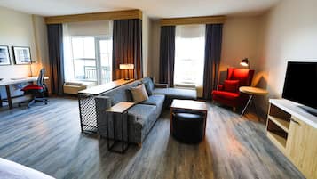 Junior Suite, Accessible (King Bed with Murphy Bed, Hearing) | Hypo-allergenic bedding, down duvets, in-room safe, iron/ironing board