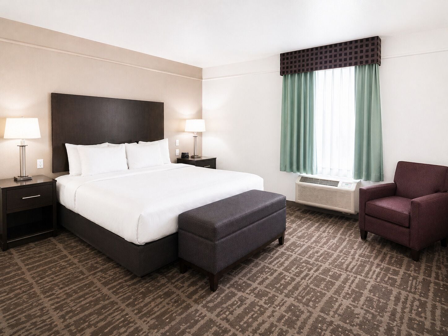 Premium bedding, desk, iron/ironing board, free cribs/infant beds