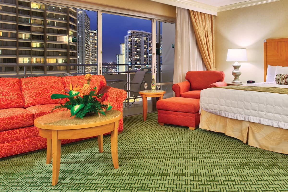 studio, city view | in-room safe, desk, blackout curtains, iron/ironing board