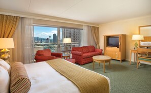 In-room safe, desk, blackout drapes, iron/ironing board - Waikiki Marina Resort at the Ilikai (Honolulu)