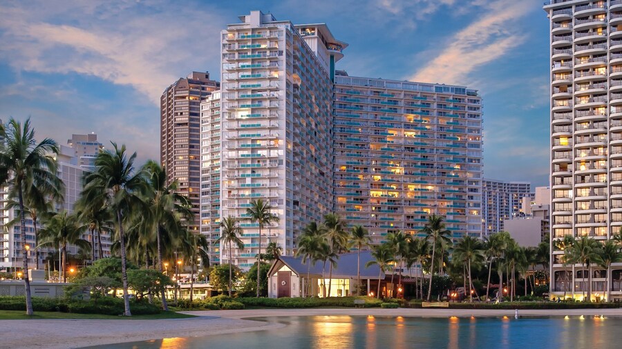 Waikiki Marina Resort at the Ilikai